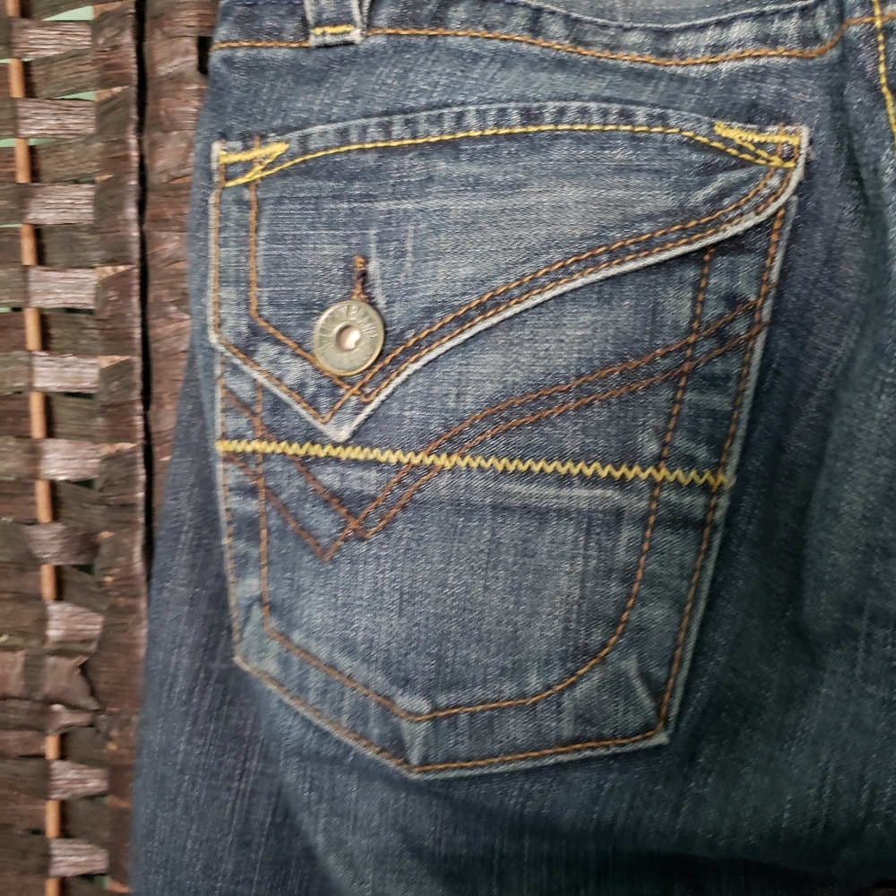 Lucky Brand Jeans - Picture 3 of 14